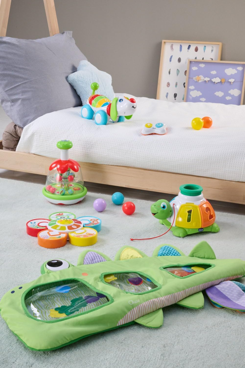 CHICCO Rainbow Spinner trompo con motivo de pradera 16 x 22 cm 6 m+
