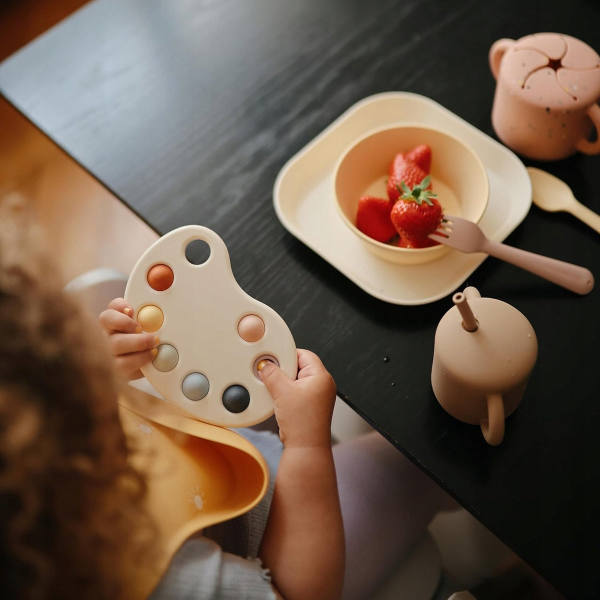 MUSHIE Anti-Stress-Spielzeug POP IT Farbpalette
