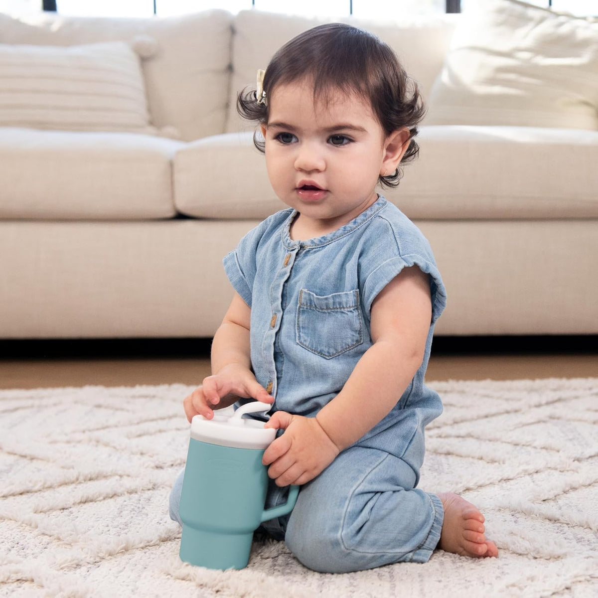 INFANTINO My 1st Tumbler silikonski lonček s pitnim nastavkom proti polivanju 266 ml 6 m+