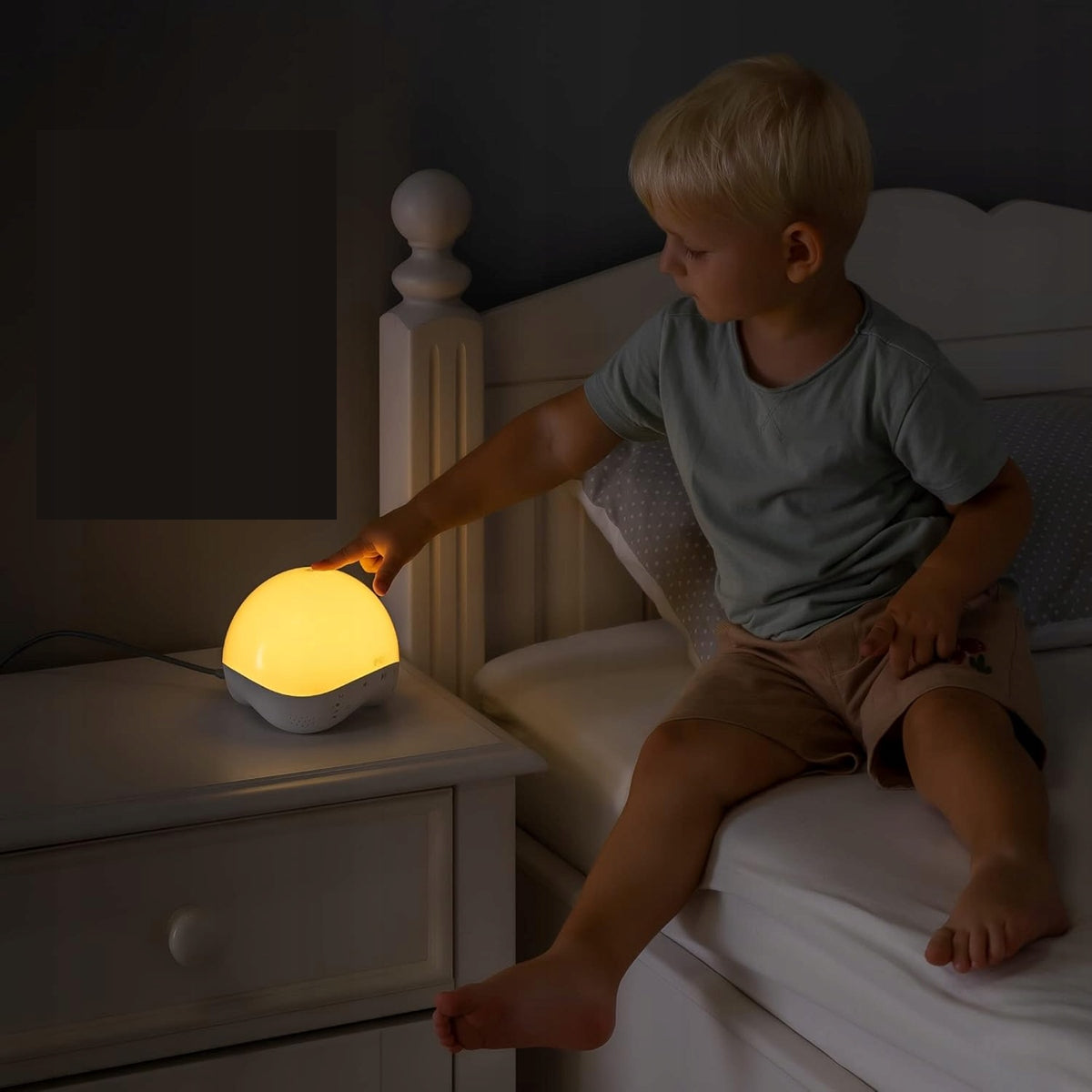 REER Intelligentes Nachtlicht mit Sounds + Smart Life App