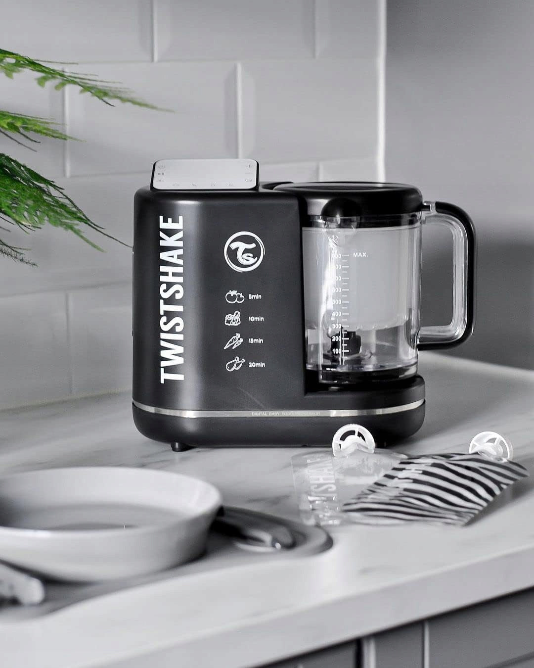 TWISTSHAKE 6v1 parný mixér sterilizátor 900 ml