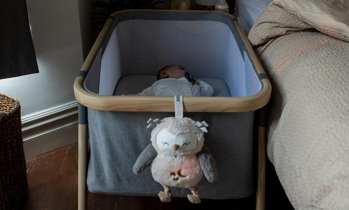 TOMMEE TIPPEE Sova Ollie Deluxe PLIŠASTA IGRAČA lučka zvoki
