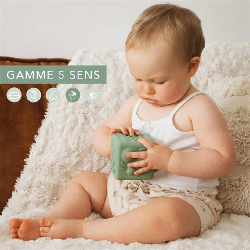 VULLI Cubo de goma con texturas para jugar 7,3 cm SOPHIE LA JIRAFA