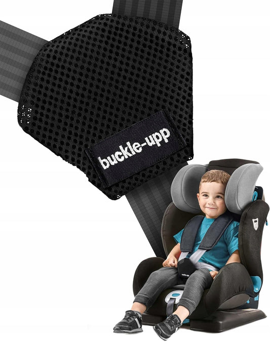 BUCKLE-UPP zaščita pred odpenjanjem pasov v otroškem avtosedežu