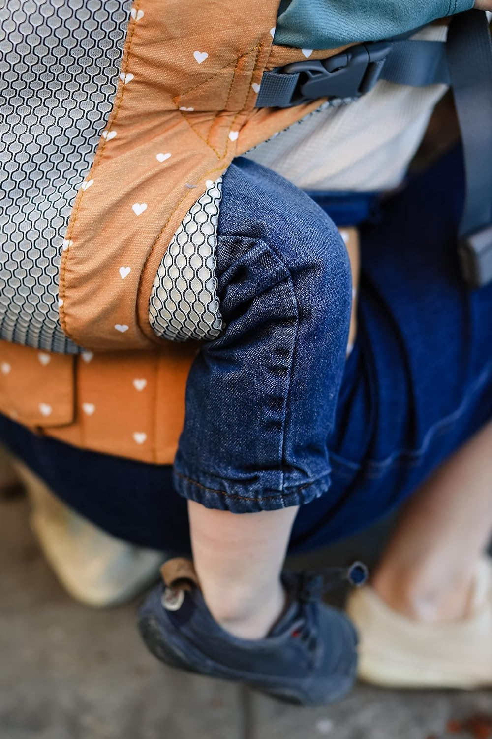 BECO TODDLER zaponka nosilka 9-27kg 3D mreža