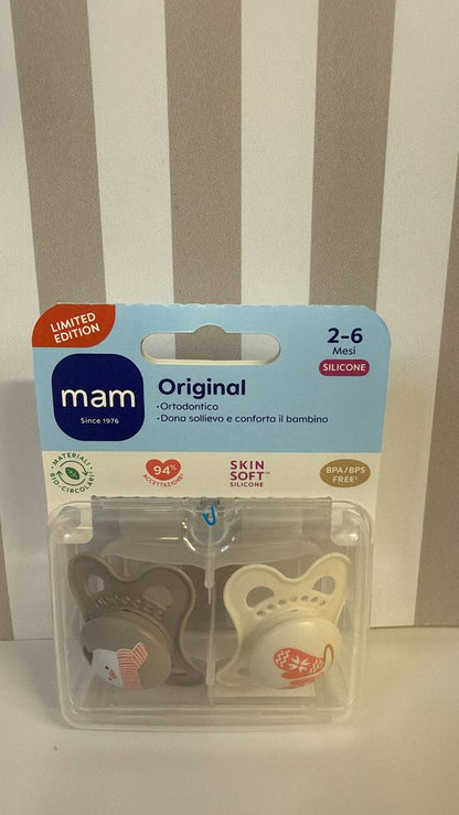 MAM Original – zimowy zestaw smoczków w opakowaniu