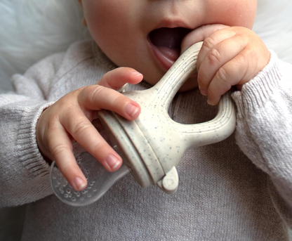 BABYLEDO soporte para frutas para bebés desde 4 meses
