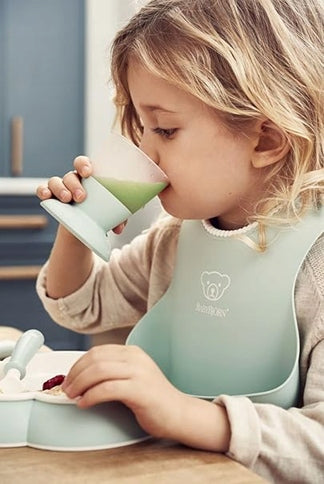 BABYBJORN silikonski slinček z žepkom x2
