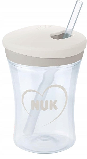 NUK Action Cup KUBEK NIEKAPEK 12 m+ szary 230 ml z elastyczną słomką i zaworkiem, bez BPA
