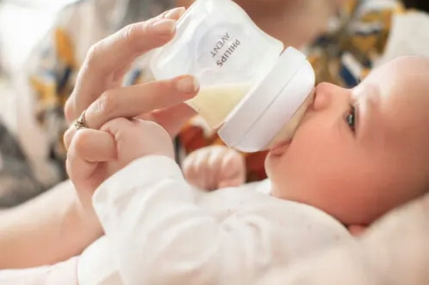 PHILIPS AVENT Natural RESPONSE smoczki 1m+ x2, smoczki antykolkowe dla niemowląt do karmienia butelką