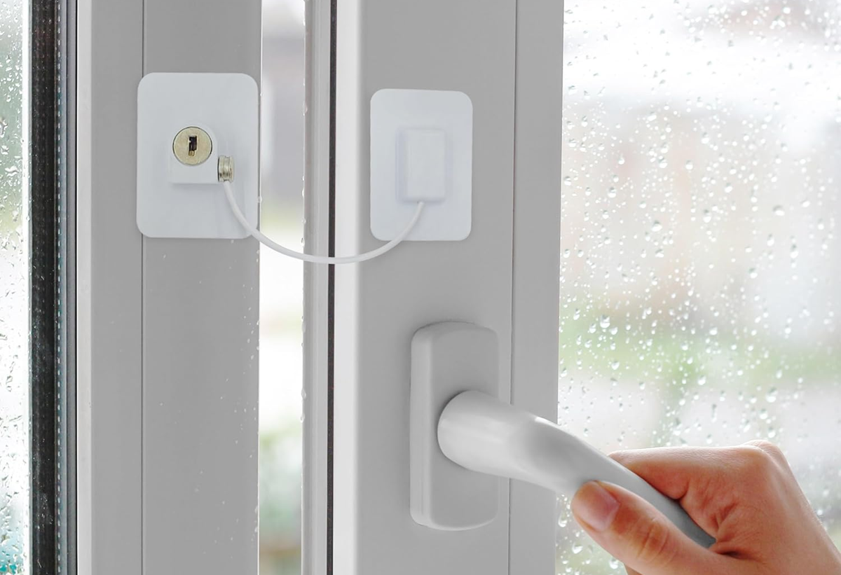 CHILD WINDOW SECURITY stålsikring til vinduer og skabe 1 stk.