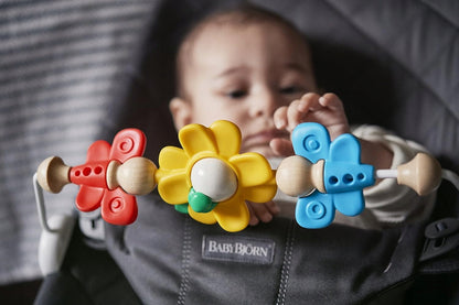 BABYBJORN Flying Friends leseno-plastični lok za ležalnik 31 cm
