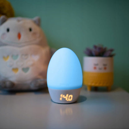 TOMMEE TIPPEE GROEGG lámpara de silicona y termómetro para bebés
