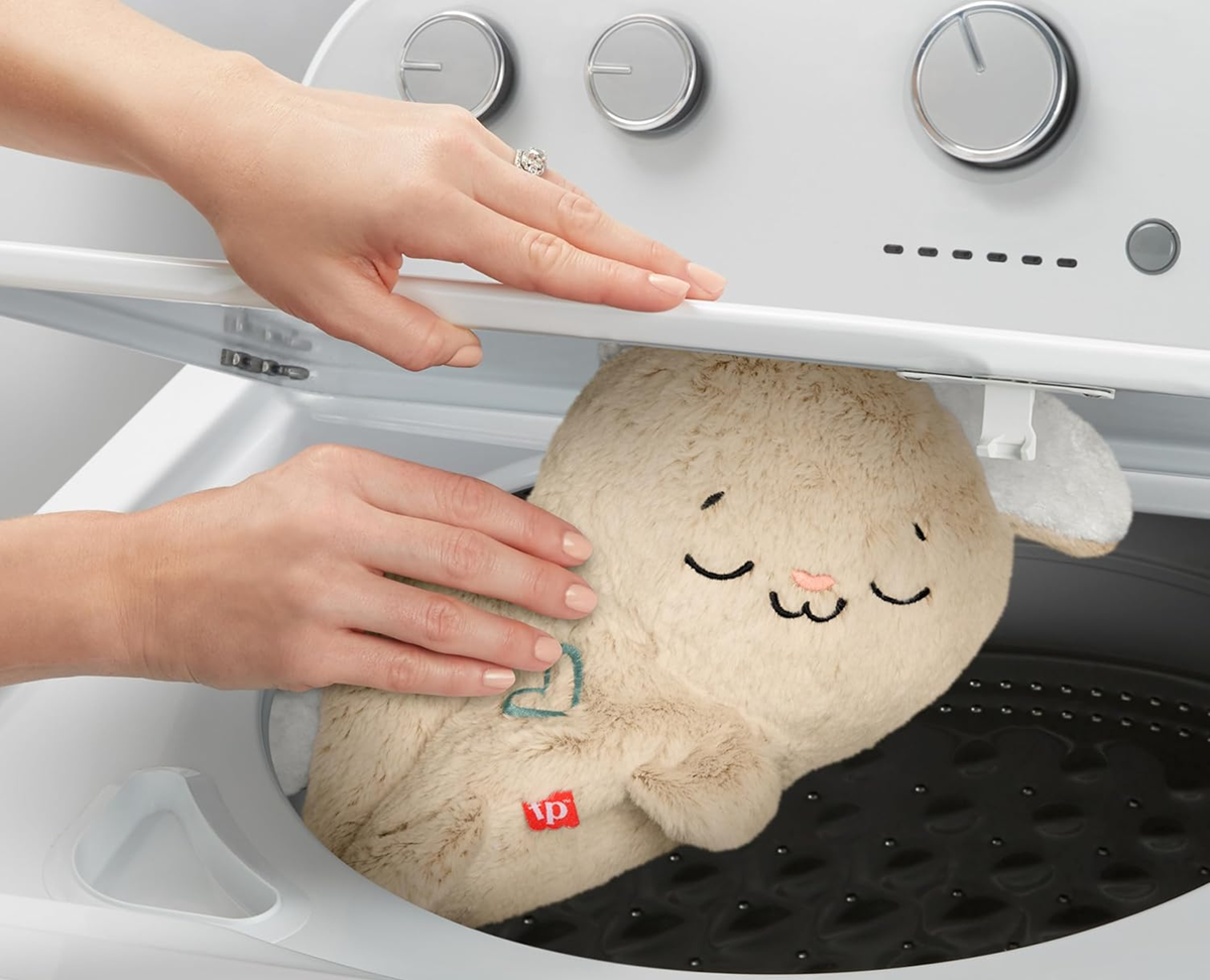FISHER-PRICE Conejo dormilón con cabeza móvil, sonidos y luz para bebés