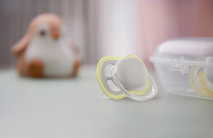 PHILIPS AVENT Ultra Air Happy smoczki x 2 0-6msc, silikonowy smoczek uspokajający z etui