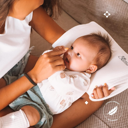KOALA BABYCARE otroška blazina + prevleka PREPREČUJE plagiocefalijo