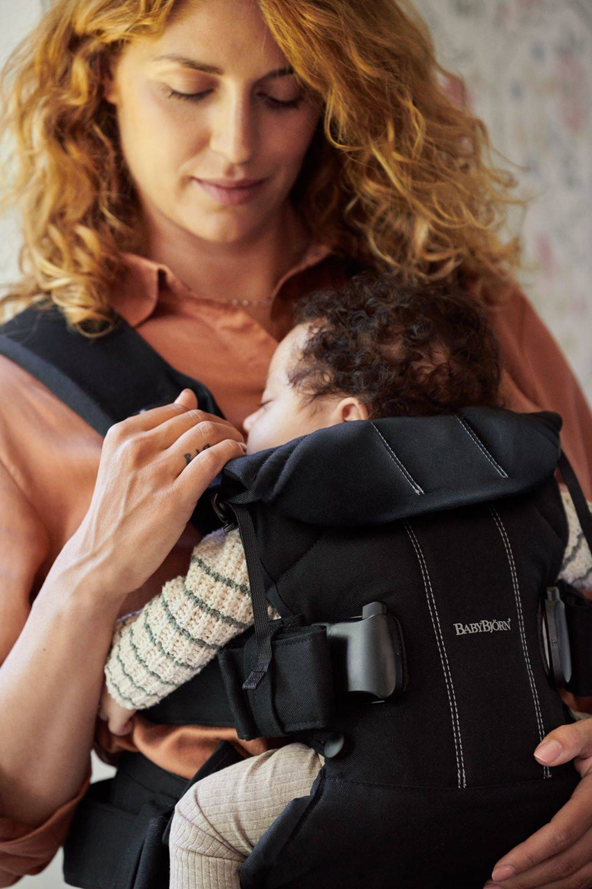 BABYBJORN ONE ergonomska nosilka 3,5-15 kg