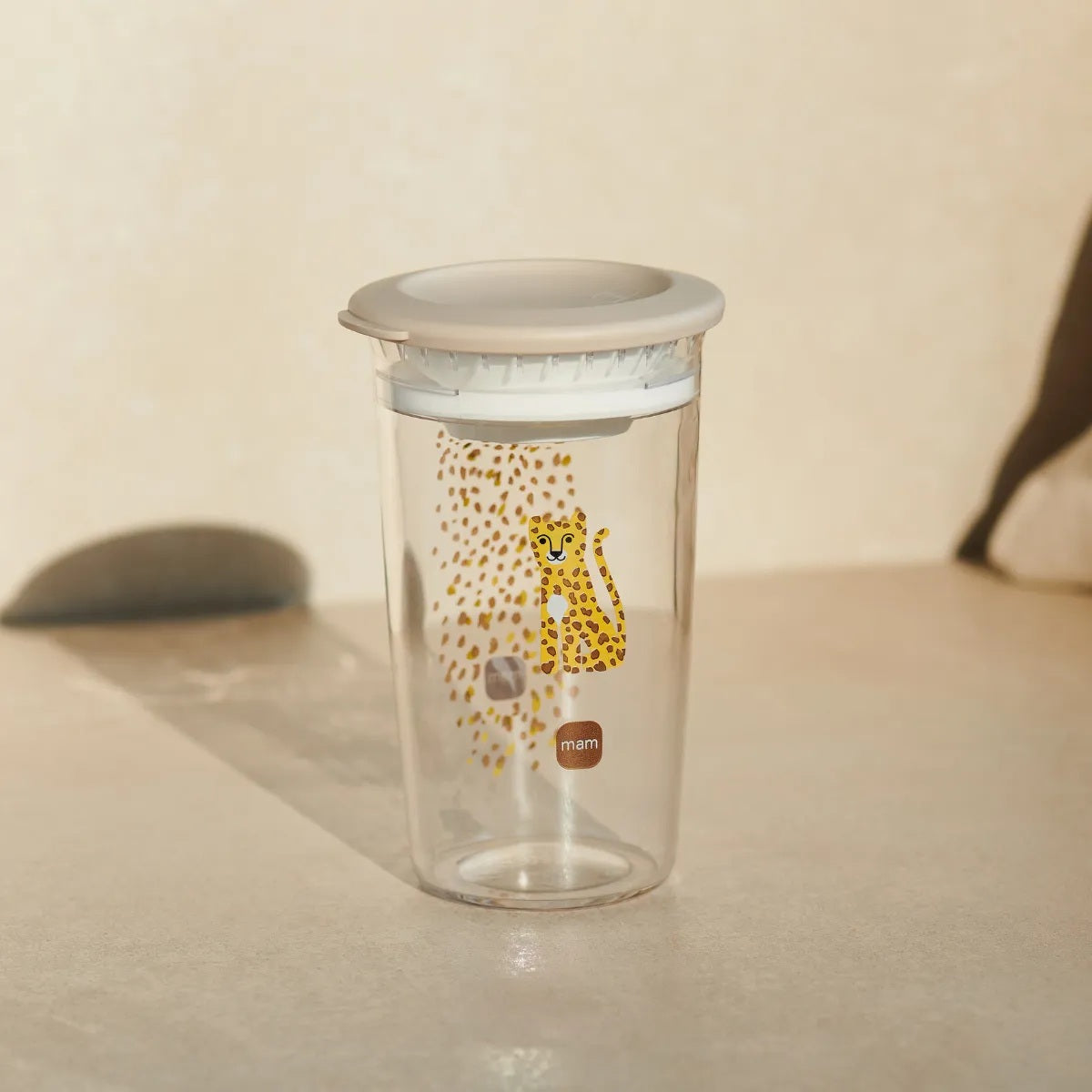 MAM Easy to Drink Cup непроливаща чаша с накрайник 360° 290 ml 8 m+ ЛЕОПАРД