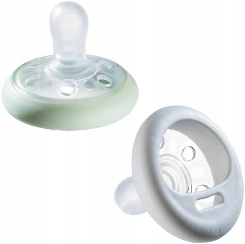 TOMMEE TIPPEE kiefergerechter Schnuller x2 6-18 Monate NACHTLEUCHTEND