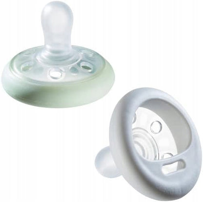 TOMMEE TIPPEE kiefergerechter Schnuller x2 6-18 Monate NACHTLEUCHTEND