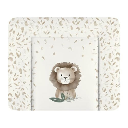 Julius Zöllner Softy Leo – jasna mata do przewijania z lwem i roślinnym wzorem