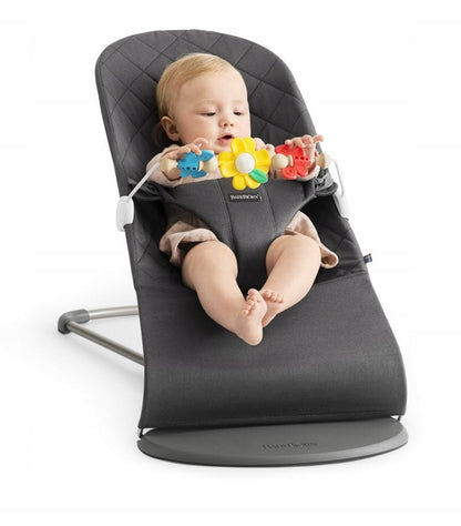 BABYBJORN Flying Friends leseno-plastični lok za ležalnik 31 cm