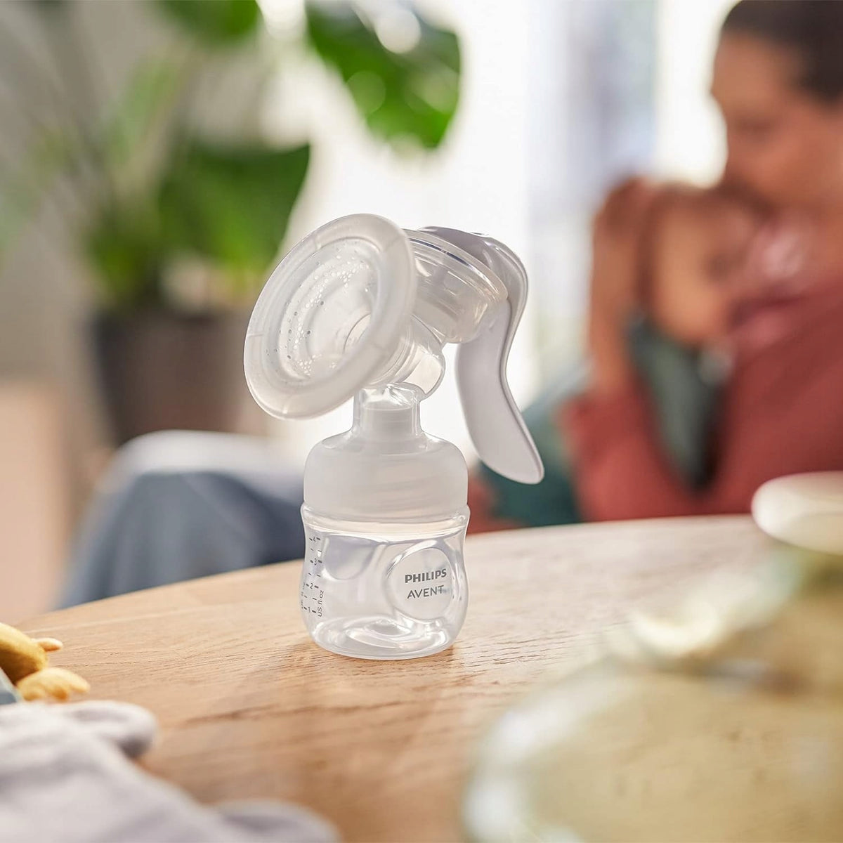 PHILIPS AVENT Natural SCF430/60 laktator ręczny +akcesoria, biały z butelką, bez BPA