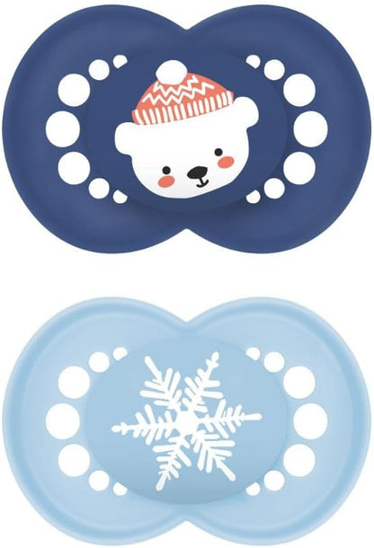 MAM Original Winter 6–16m – dwa niebieskie smoczki z zimowymi motywami